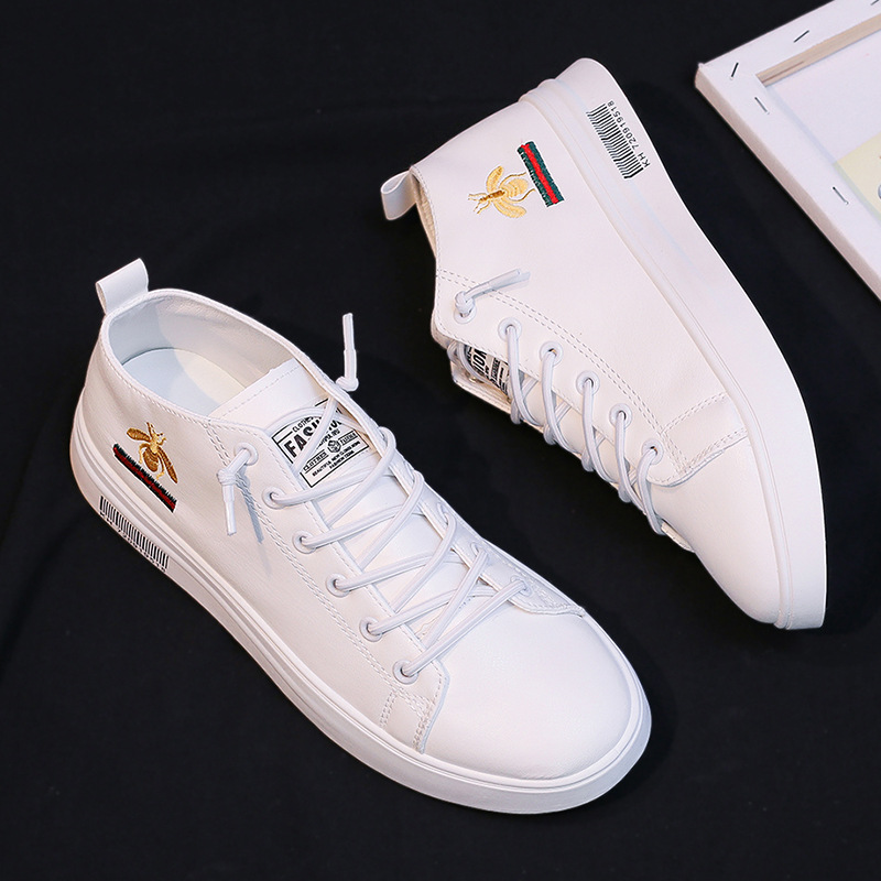 Internet celebrity white men's shoes 2023 new Four Seasons Korean style fashionable casual all-match fashionable shoes White shoes leather flat shoes