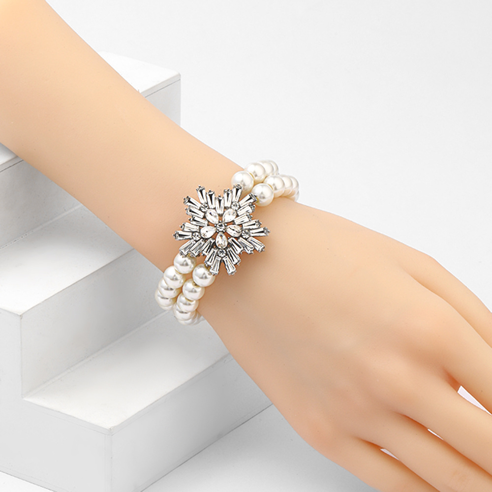 Ensemble de trois pièces avec collier, boucles d'oreilles et bracelet en cristal et perles, accessoires pour robe de mariée_voghion.com