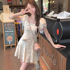 2025学院风甜美碎花收腰连衣裙女夏小个子温柔气质初恋修身短裙子