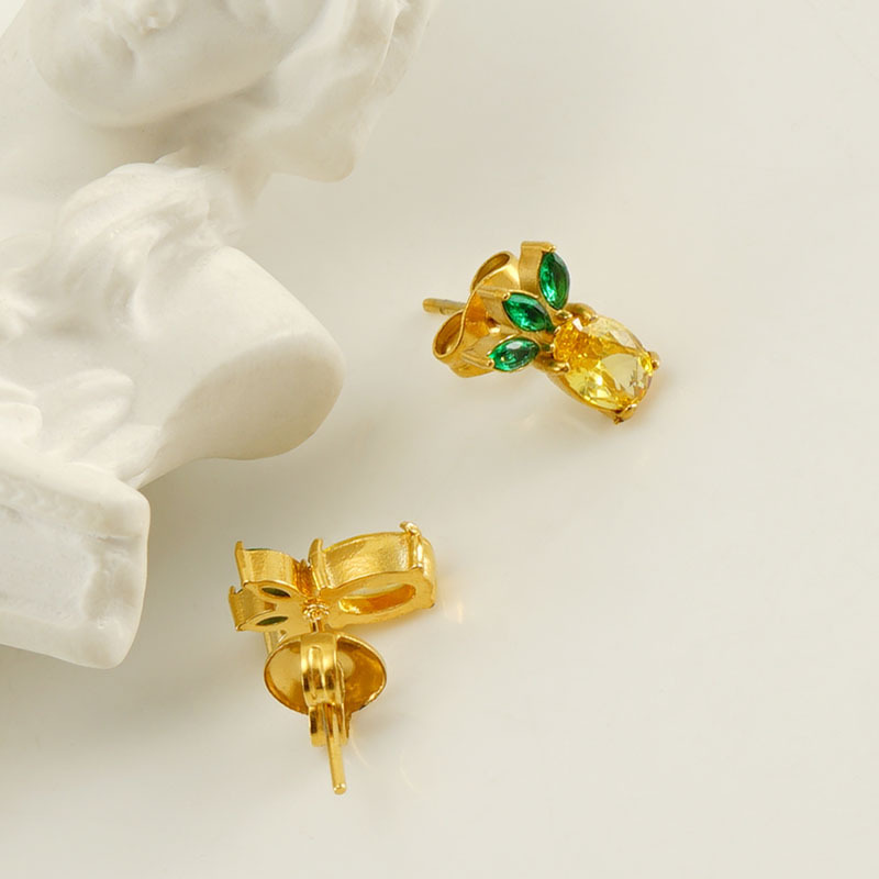 Nueva frontera de acero inoxidable con incrustaciones de circón piña pendientes pequeños pendientes femeninos europeos y americanos pendientes de lujo ligeros de acero de titanio en stock al por mayor
