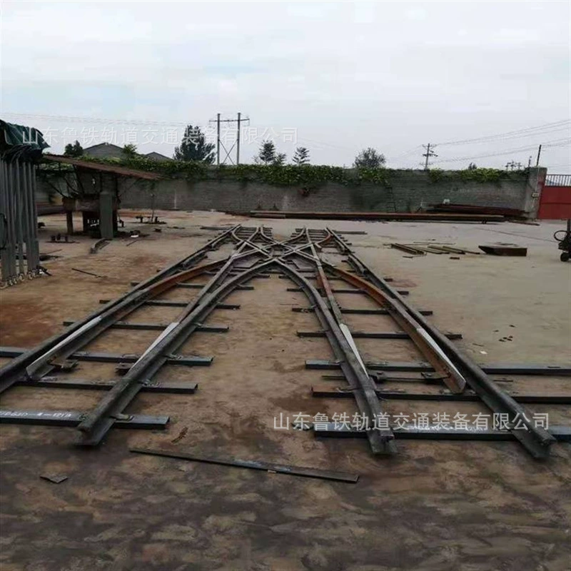 Готовые однопутные кроссоверы для обычных железнодорожных линий продаются с поддерживающими высокоскоростными кроссовыми соединениями и высокоскоростными стальными кроссовыми соединениями.