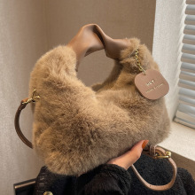 ����2025�¿�Ů��Ҹ��б���ëë���ﶬ�߼���bagsë�q����С��