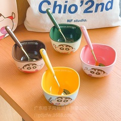 クレヨンしんちゃんスプーンフォーク家庭用ステンレス鋼フォークスプーンセットかわいい子供セラミックハンドルスプーンフルーツフォーク