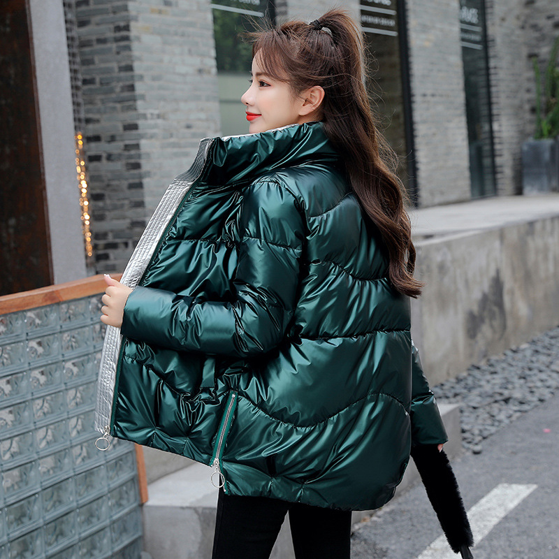 짙은 녹색