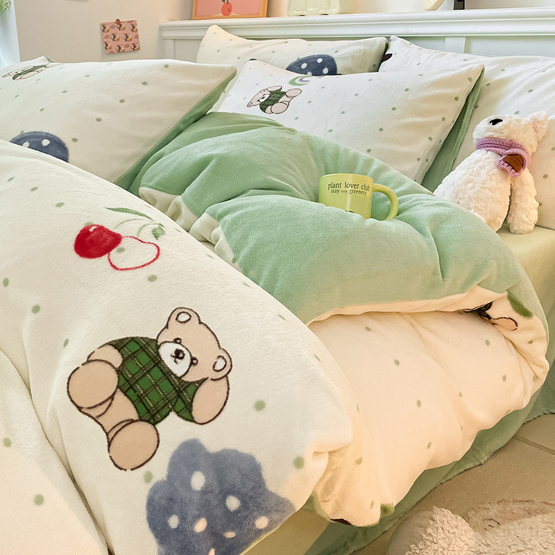 Juego de cuatro piezas de lana de leche gruesa de invierno 2024 nuevo traje de tres piezas de lana de coral más terciopelo cálido de invierno