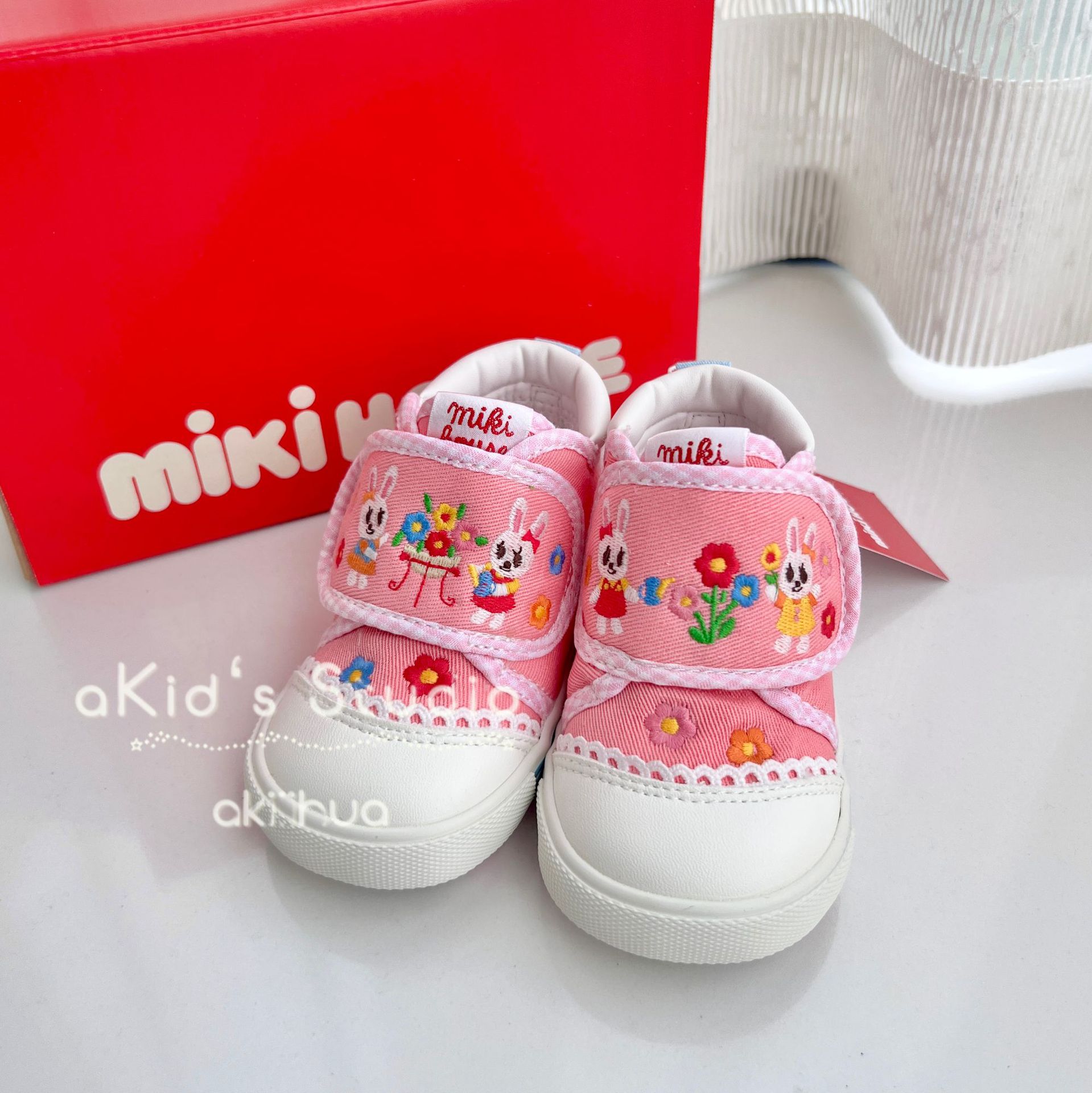 日单外贸童鞋 miki二段女童兔兔花园刺绣魔术贴帆布橡胶底硫化鞋