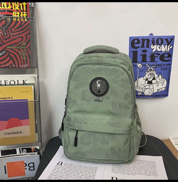 Daily School Backpacks display picture 15