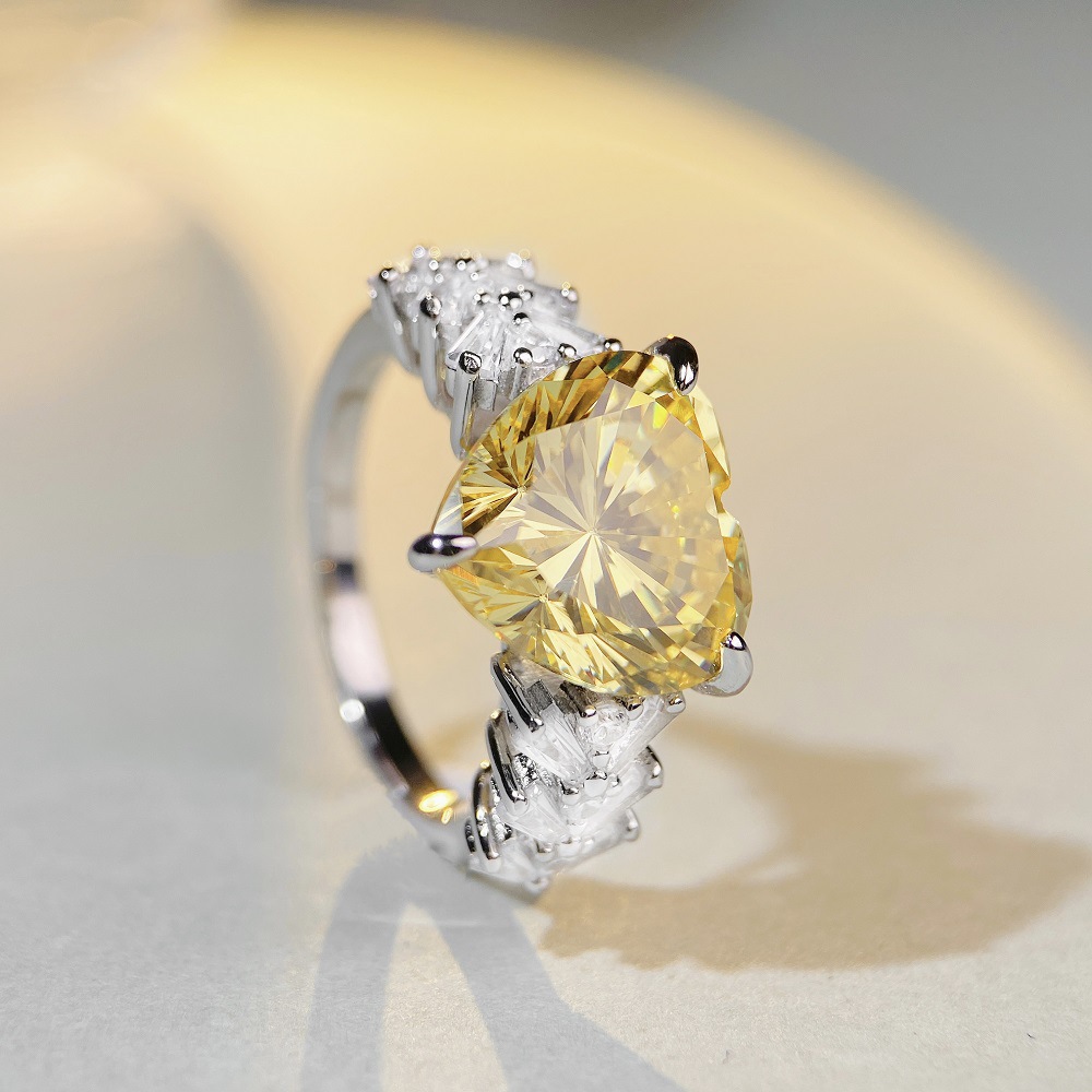 Lady Heart Shape Sterling Silver Plating Zircon Rings 1 Piece