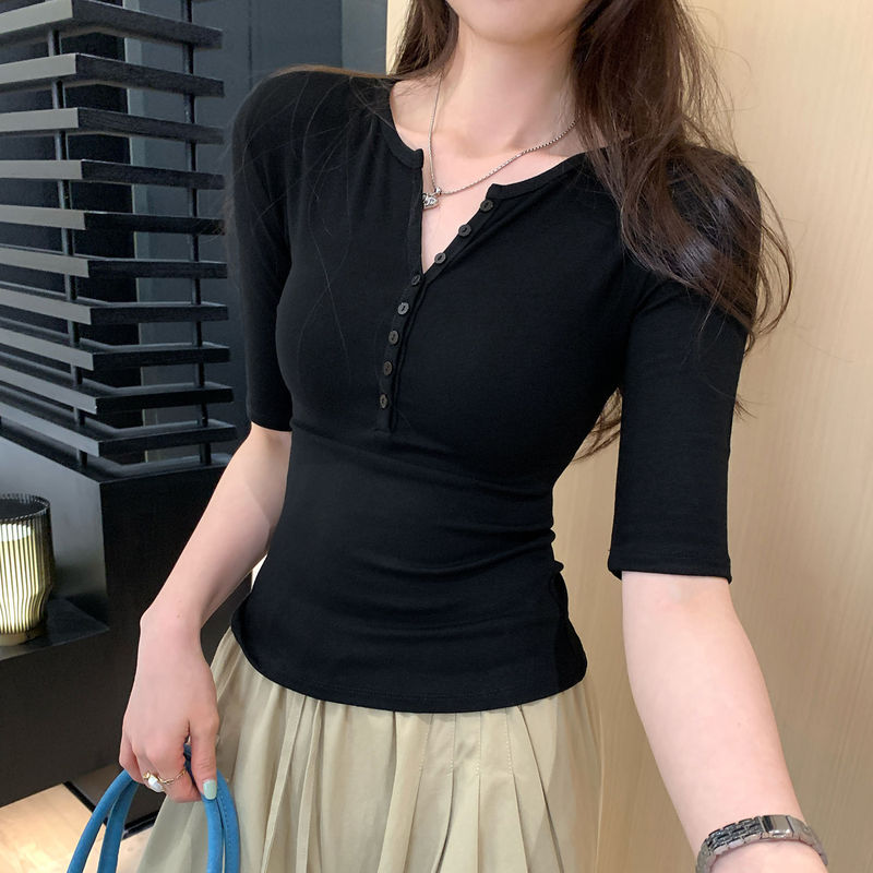 独特漂亮半排扣正肩中袖T恤女夏2025新款修身显瘦绝美五分袖上衣|undefined
