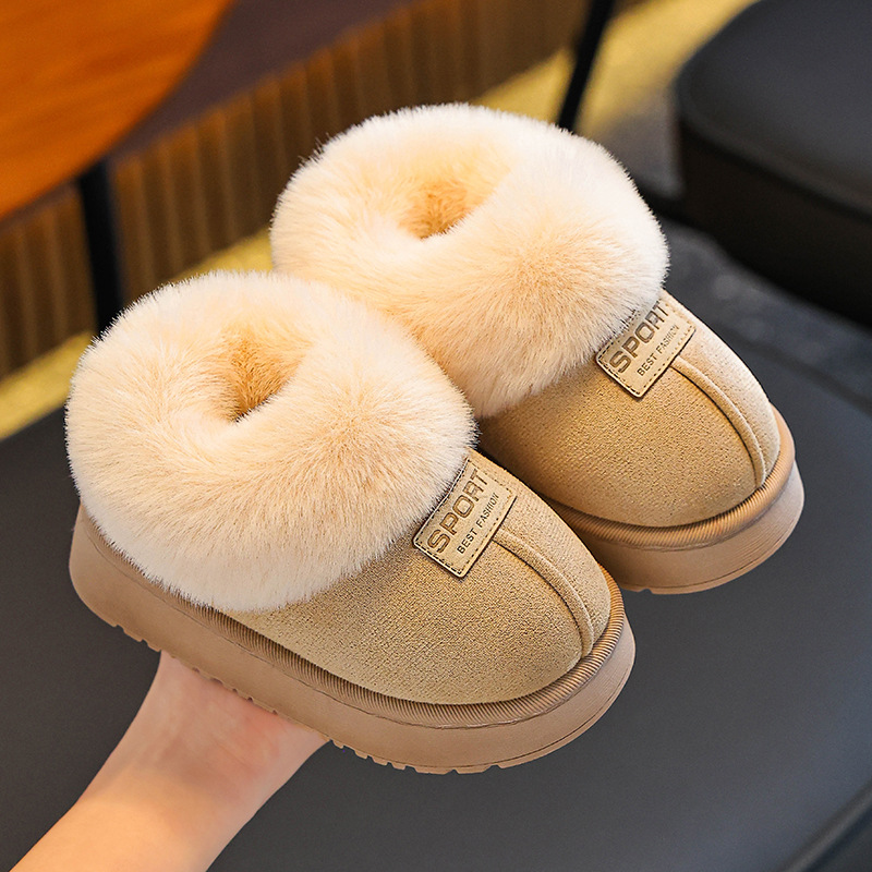 Botas de nieve para niños en invierno nuevas botas antideslizantes para niños y niñas, zapatos de algodón para padres y niños.