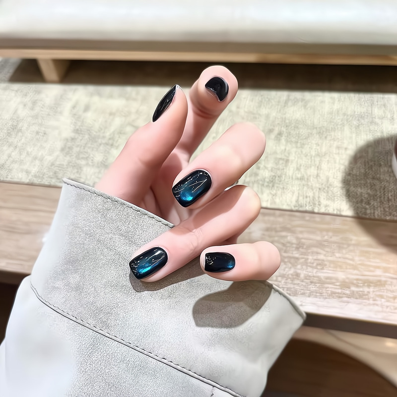 [Original by Ling Luo] Brilliant Galaxy Blue Tears Short Glass Bead Cat Eye Whitening Effect Handmade Nail Art Wearable Nails