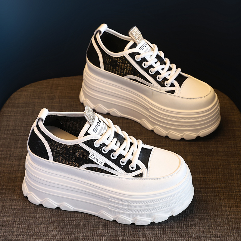 Giày sneaker nữ đế dày lưới thoáng khí phối trắng dễ mặc — Màu đen