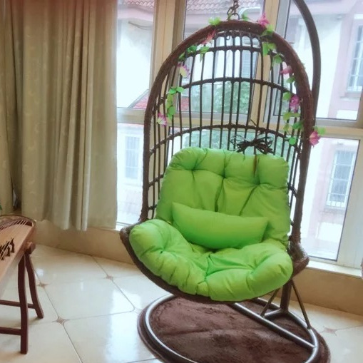 다크 브라운 S 형 쿠션 + 카펫