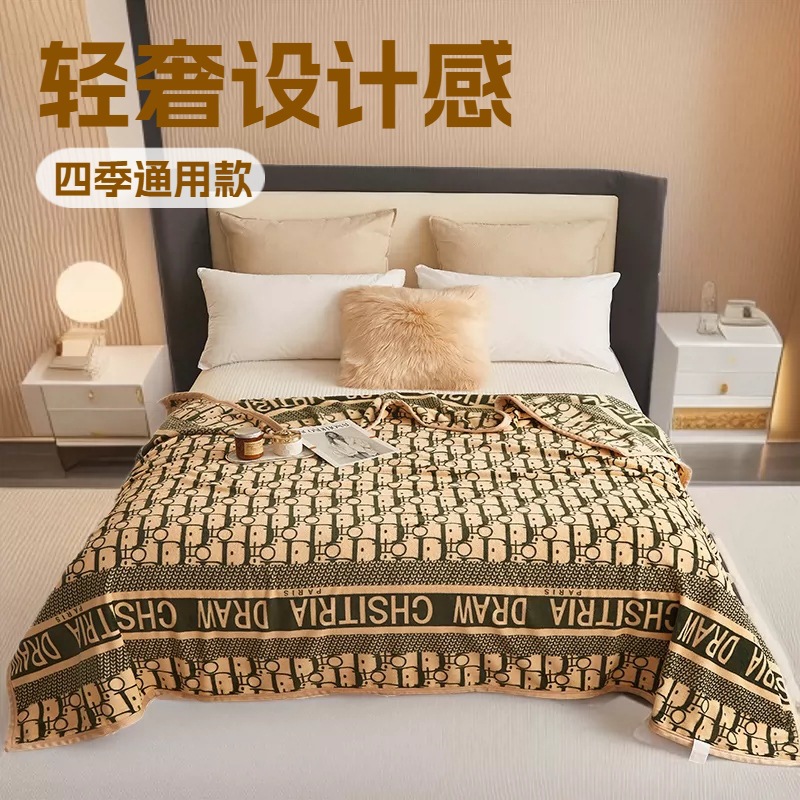跨境法兰绒毛毯沙发盖毯休闲毯办公室午睡空调毯厂家批发礼品毯子