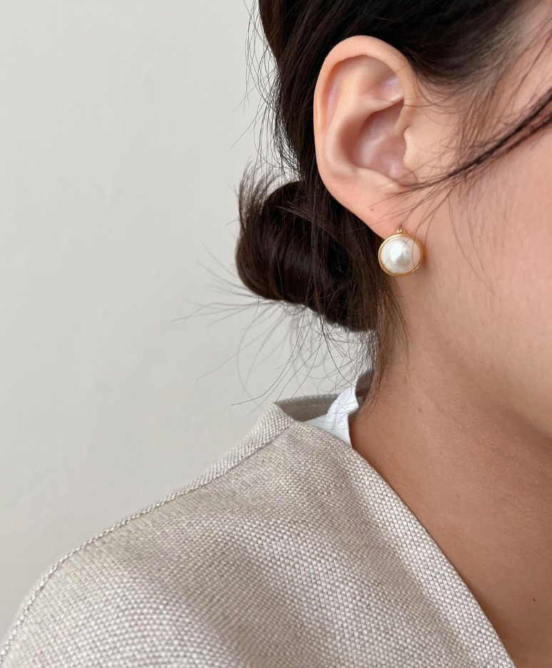 Earrings Classification 1 Pair Quantity Daily Occasion 925 Sterling Silver Material 1 Pair 925 Sterling Silver Pearl Round Earrings