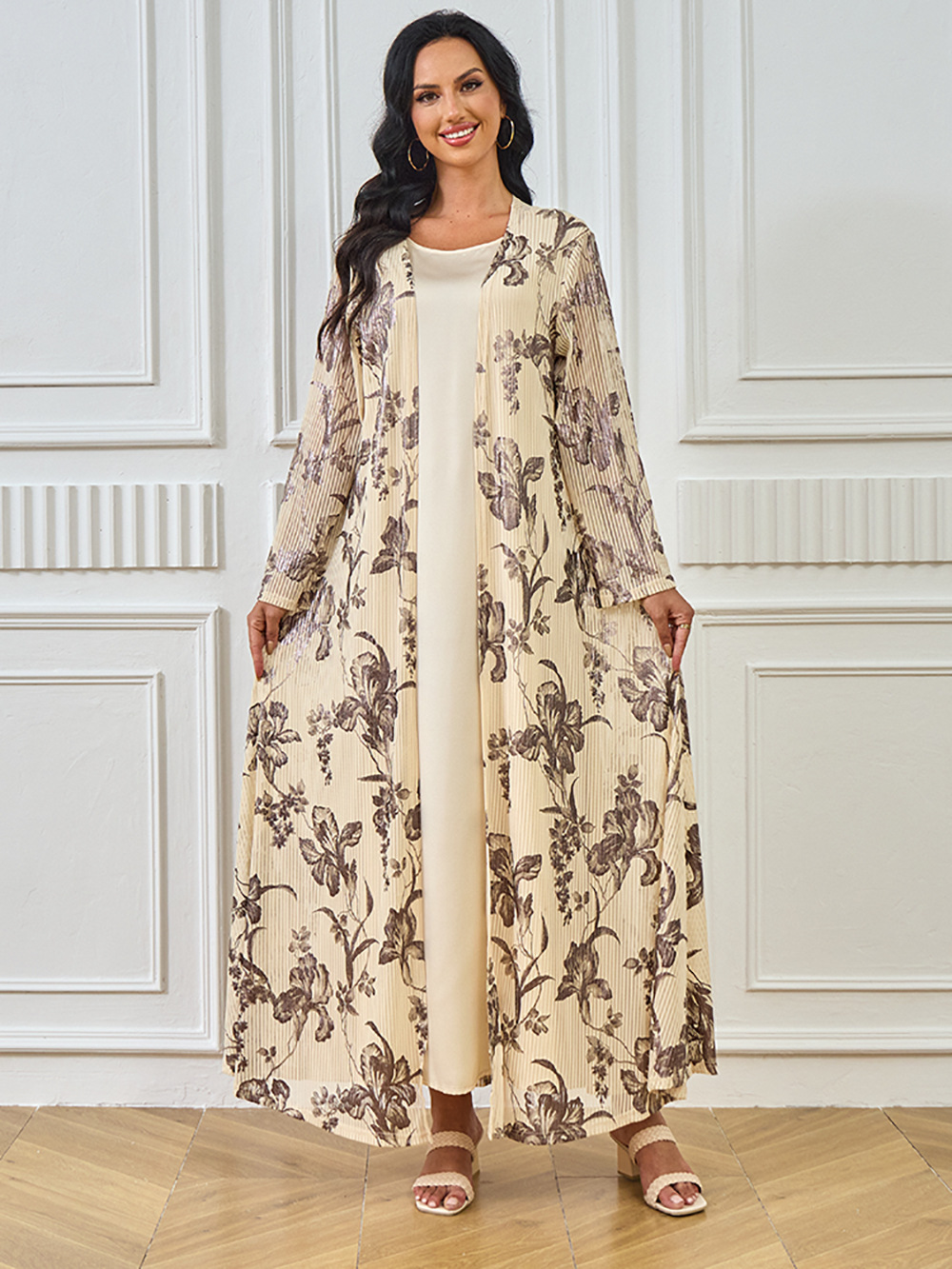 Middle East 2024 Summer New Fashion Gold-Embossed Muslim Dress Dubai Travel Cardigan Robe European And American Women's_ecoleips.com