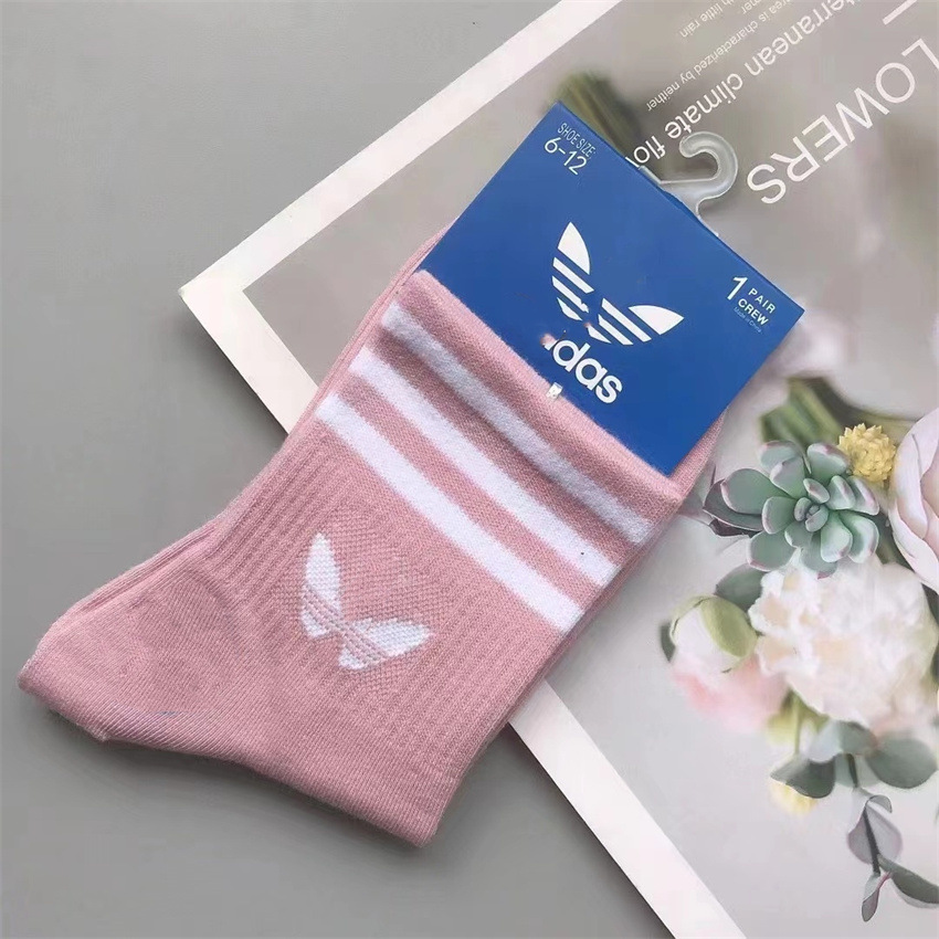 2024 primavera y otoño AGREGAR calcetines de baloncesto deportivos de media pantorrilla de tres hojas de hierba alta marca de moda corriendo calcetines de fútbol