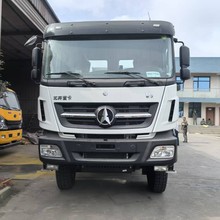 出口北奔重卡油罐车4*4四驱能装12吨油18立方厂家直销物美价廉品