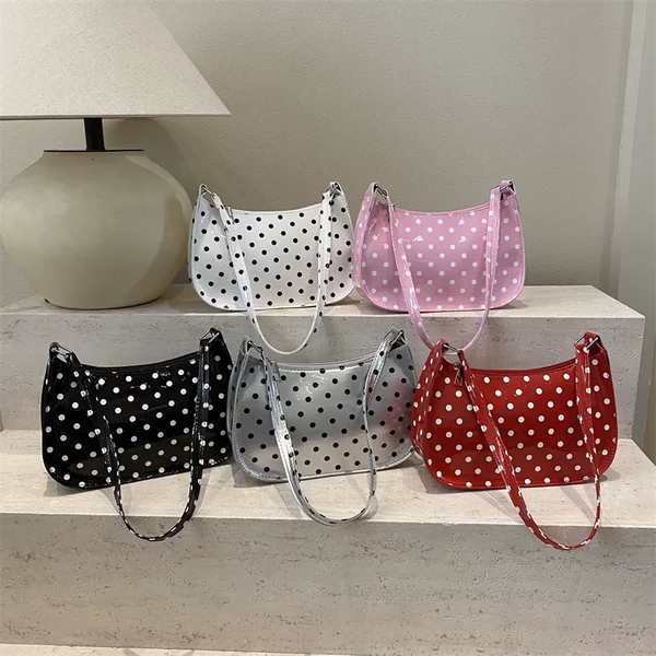 Korean-style 2026 autumn new polka dot stylish shoulder bag, commuter underarm bag, fashionable mirror-finish small square handbag