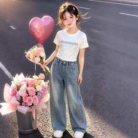 女童夏季洋气时髦超好看短袖T恤牛仔裤套装中大童儿童夏装两件套