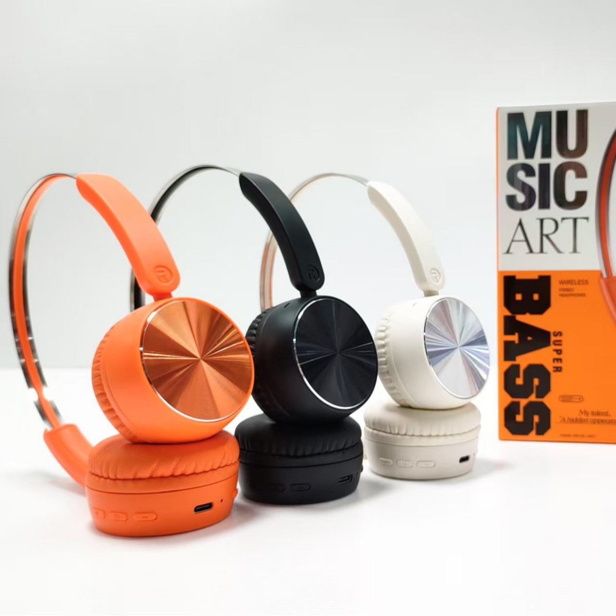AKZ69A modelo privado transfronterizo nuevo estilo de tendencia estadounidense con auriculares Bluetooth inalámbricos pequeños al por mayor
