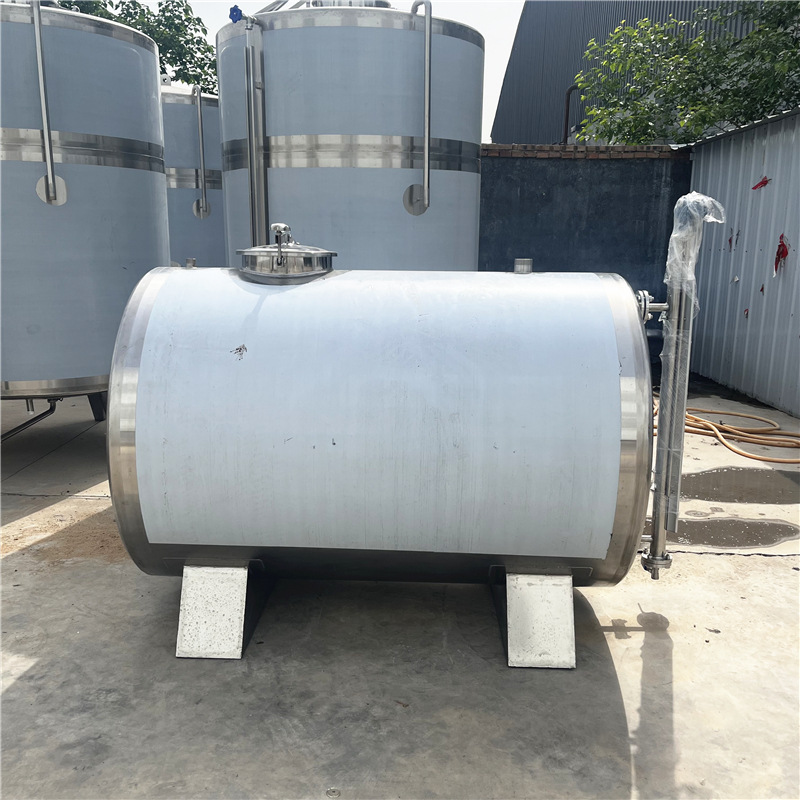 卧式甲醇储存罐 乙醇酒精存放罐 厨房液体燃料储罐 阻火呼吸阀