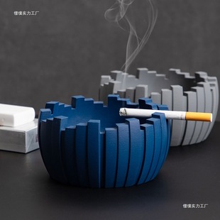 Ashtray with a Sense of Light Luxury for Home Living Room and Office, Nordic Ins Creative Personality Trendy Ashtray Ornament