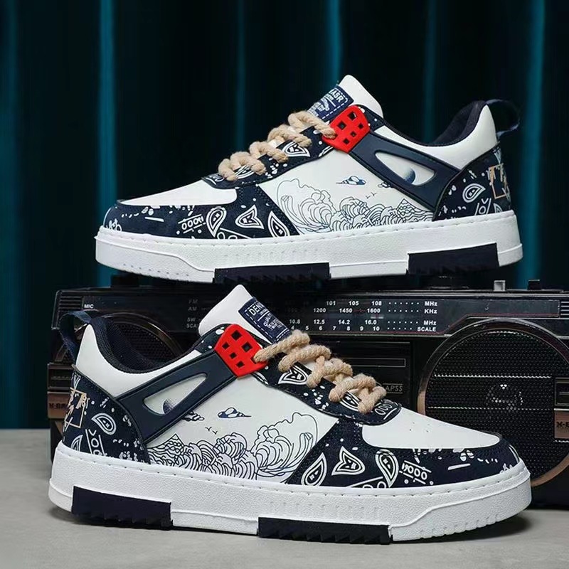 2024年春季新款男士透气皮面板鞋学生鞋潮流新款休闲男板鞋