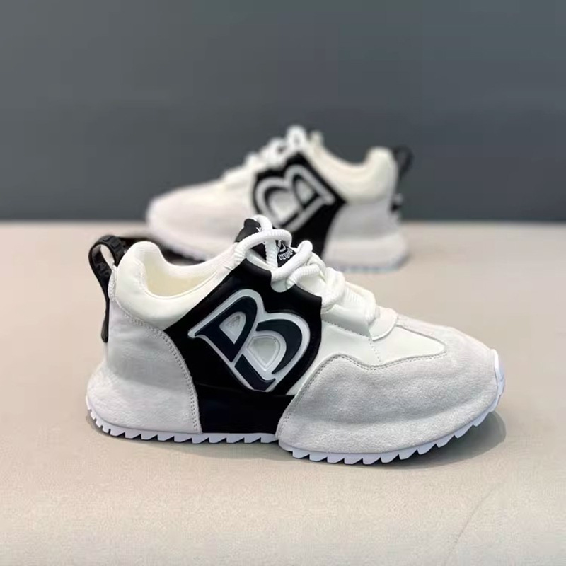 Scarpe da ginnastica minimaliste da uomo eleganti e versatili_voghion.com