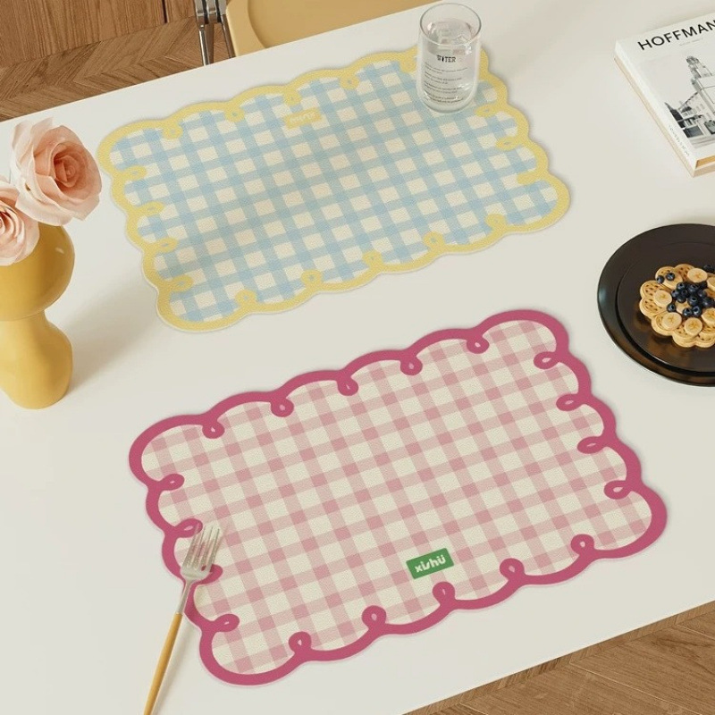 새로운 Ins 크림 윈드 테이블 탑 흡수성 쿠션 내유성 웨스턴 다이닝 매트 테이블 탑 안티 스케일링 단열 빠른 건조 접시 매트