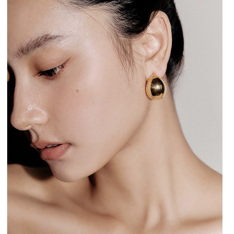 Европейские и американские трансграничные полые серьги из нержавеющей стали, минималистичные ветровые полукруглые грубые C-образные серьги Song Hye-Qiao