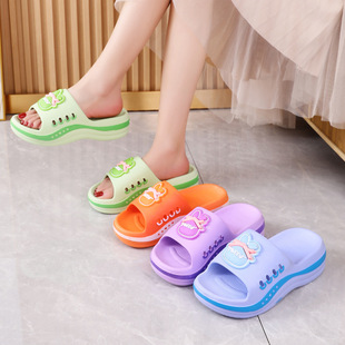 2025 New Thick Bottom Slippers Women's Summer Household Korean-style Cute High-heeled Sandals and Slippers Bathroom Non-slip Outer Wear Beach