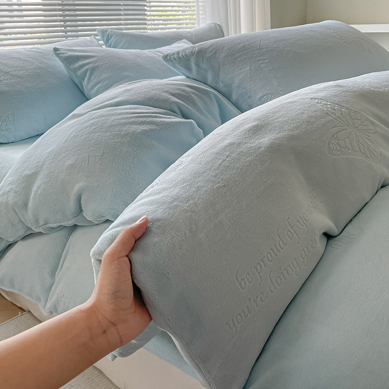 Leche de invierno cama de cuatro piezas set2025 nuevo invierno premium sensación de engrosamiento flange sábanas de coral cubierta