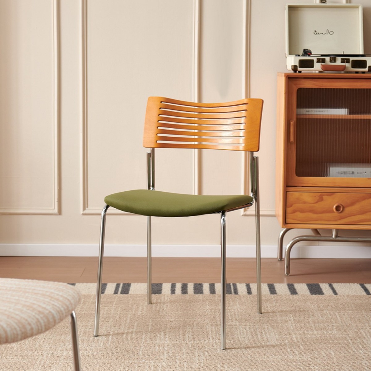 中古风餐椅包豪斯椅子轻奢实木餐椅北欧现代靠背餐椅咖啡厅椅子