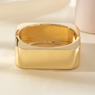 �W���羳�͹ŷ��K��ɫ���CŮ�r���|��ins���C���Q�羳Cuff Bangle