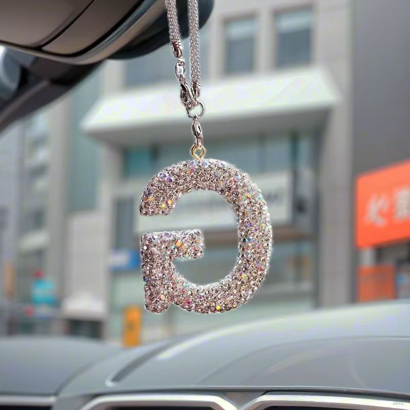 レターカーペンダント セラミック粘土 車のインテリアペンダント レディース ラインストーン 車のバックミラーペンダント ペンダント
