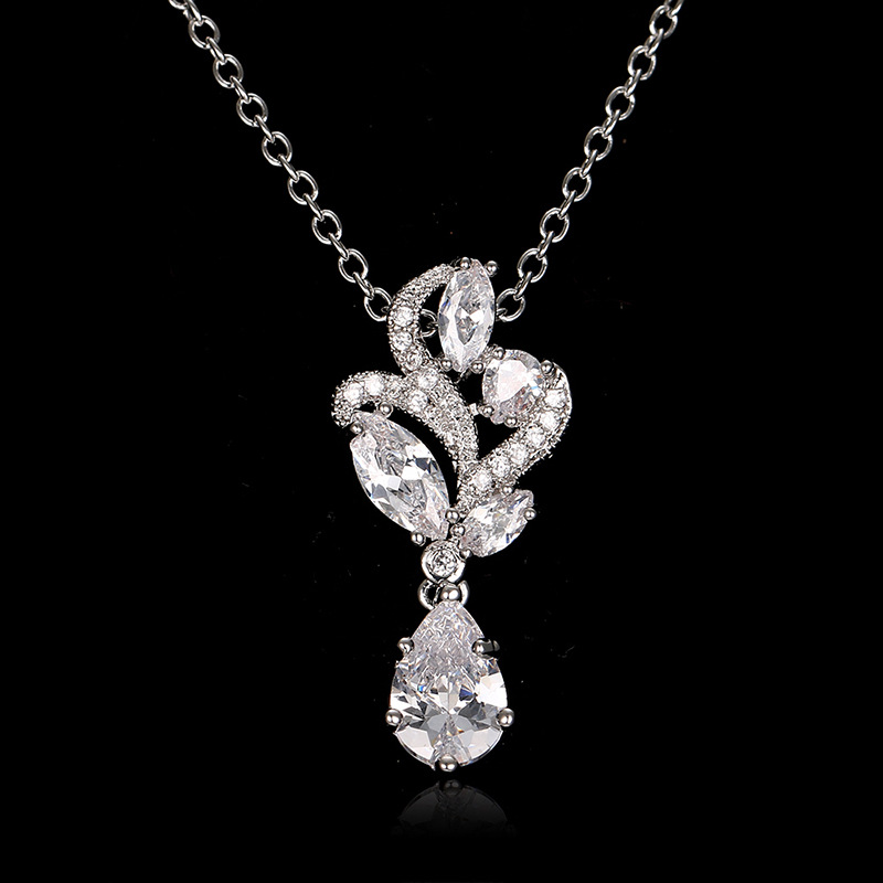 fashionable pendant drop-shaped for bride