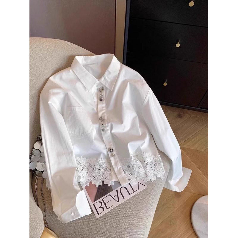 French Style Sweet White Lace Stitching Button Decorative Shirt Women's Spring and Autumn Design Sense Niche Age-reducing Short Top
