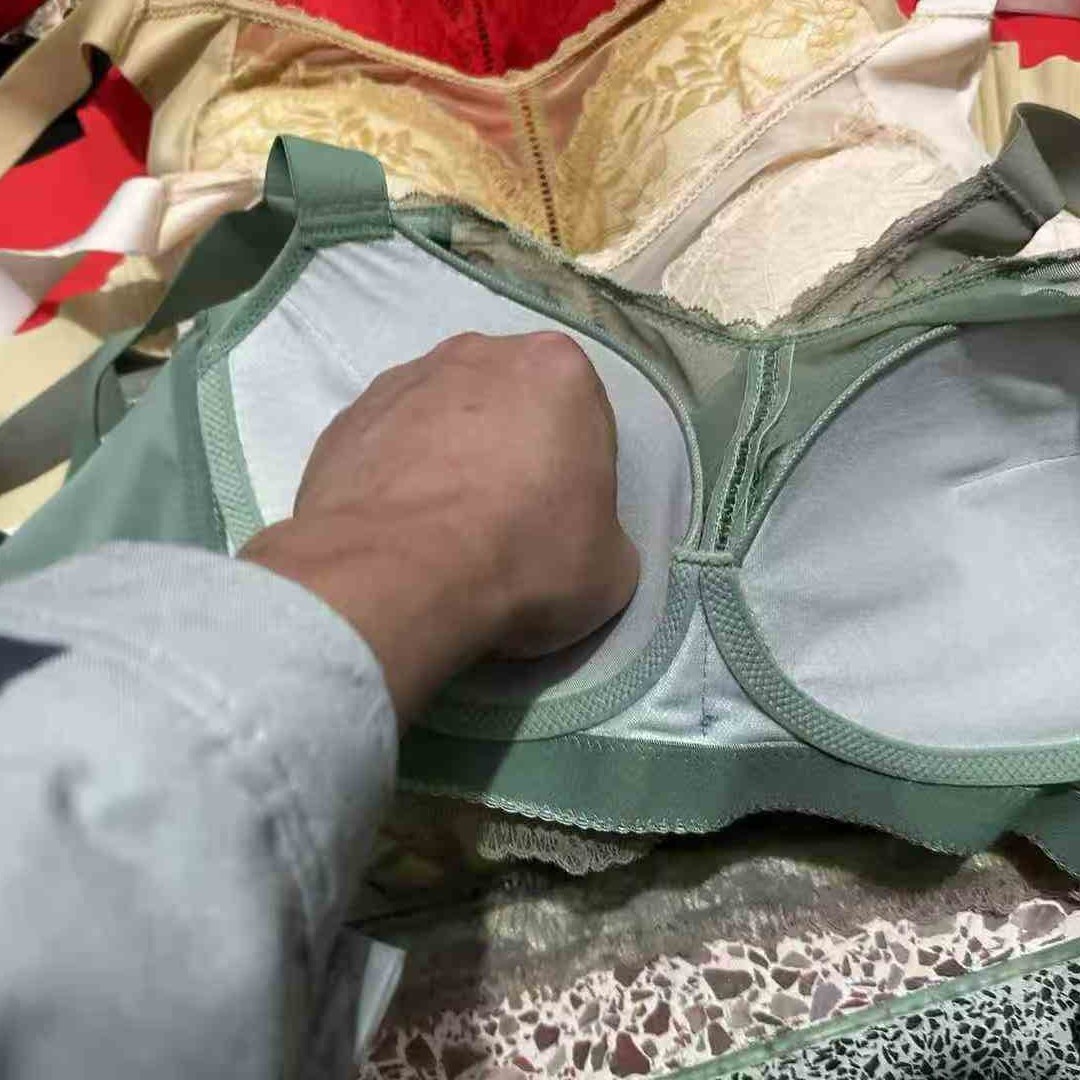 Inventario claro Europa y los Estados Unidos ajustable recopilación anillo de acero anti-caída sujetador de encaje ropa interior clásica grande cómoda