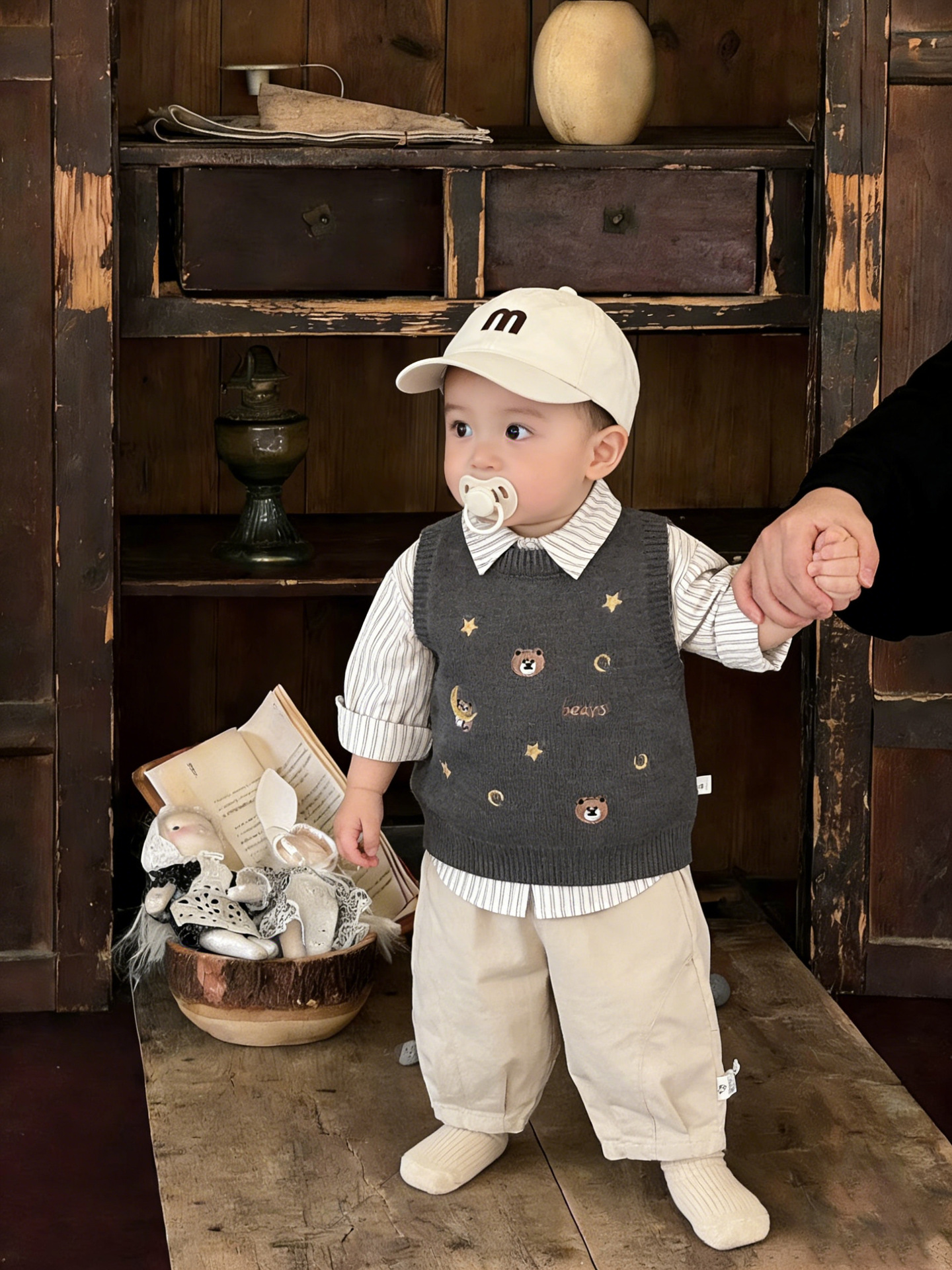 Primavera bebé coreano chaleco de primavera y otoño guapo bebé chaleco de punto de moda ropa de niños universal