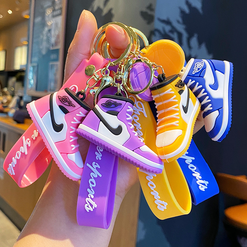 Mini simulation aj sneakers model keychain creative three-dimensional pendant boys backpack ornaments car key chain ring