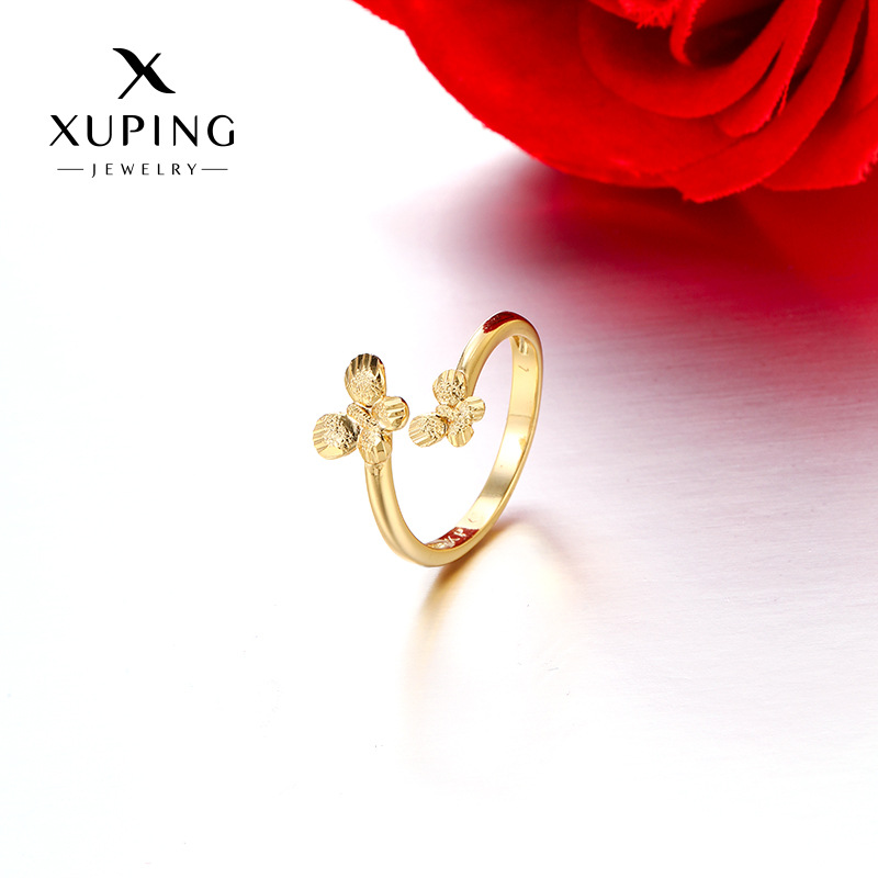 Xuping estilo simple nicho de diseño mariposa abierto anillo ligero lujoso temperamento de alto grado anillo de boda serie mujer