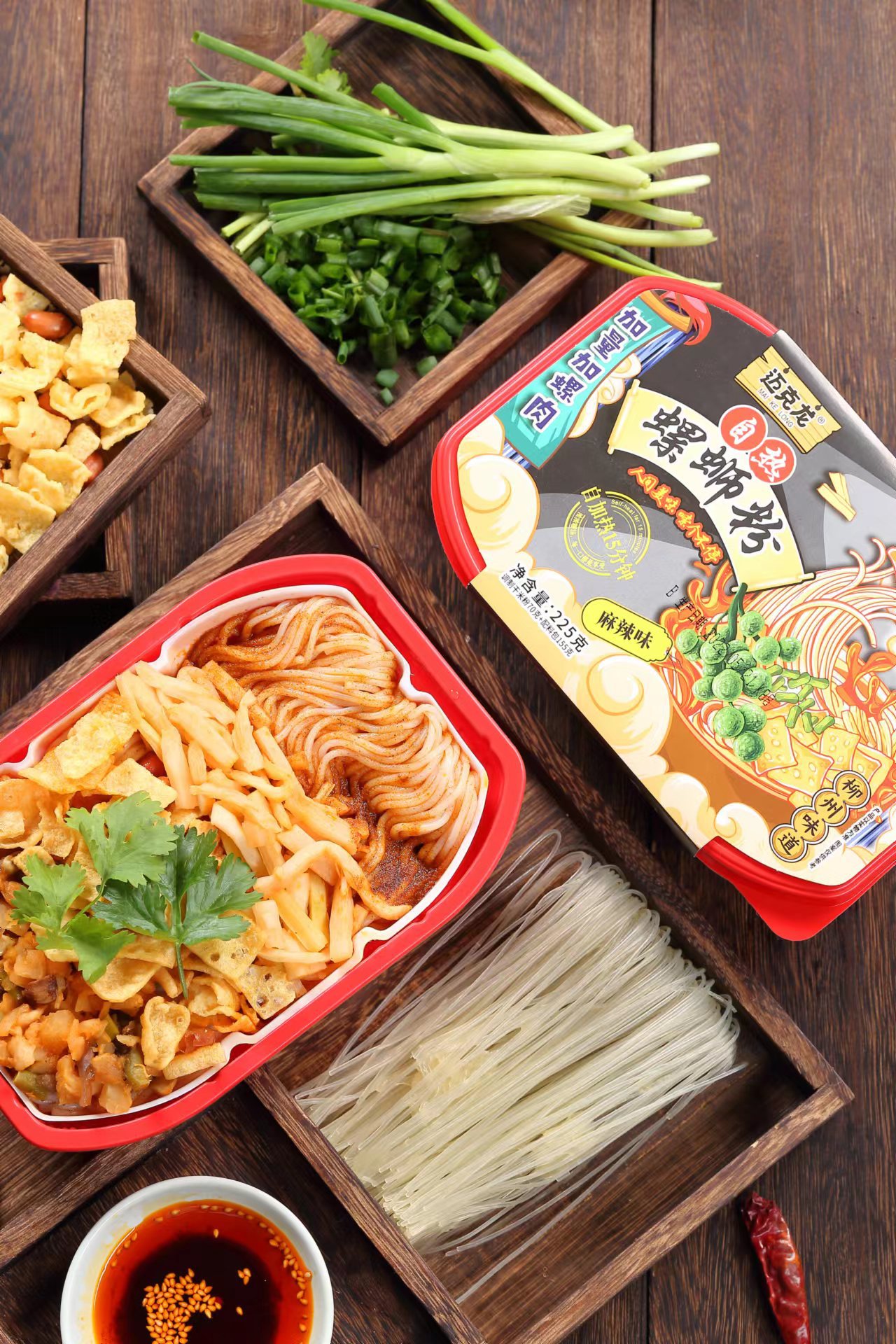 Mike Long Guangxi Orthodox school Snail powder Liuzhou Bagged 225g Fusilli Rice noodles Hot and Sour Rice Noodles