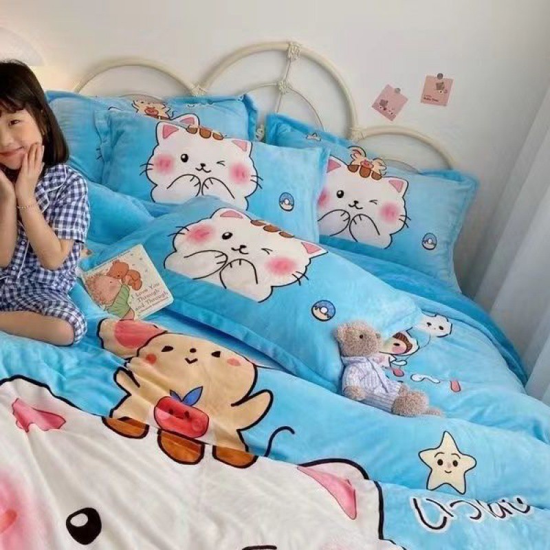 Hello kitty, Hello Kitty, warm pillowcase