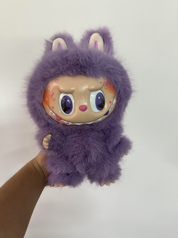 大天使ラブブ在庫あり Labubu ビッグリーダー ブラインドボックス 手作りオフィスフィギュア 第一世代 ビニールぬいぐるみ ペンダント スイートハート|undefined