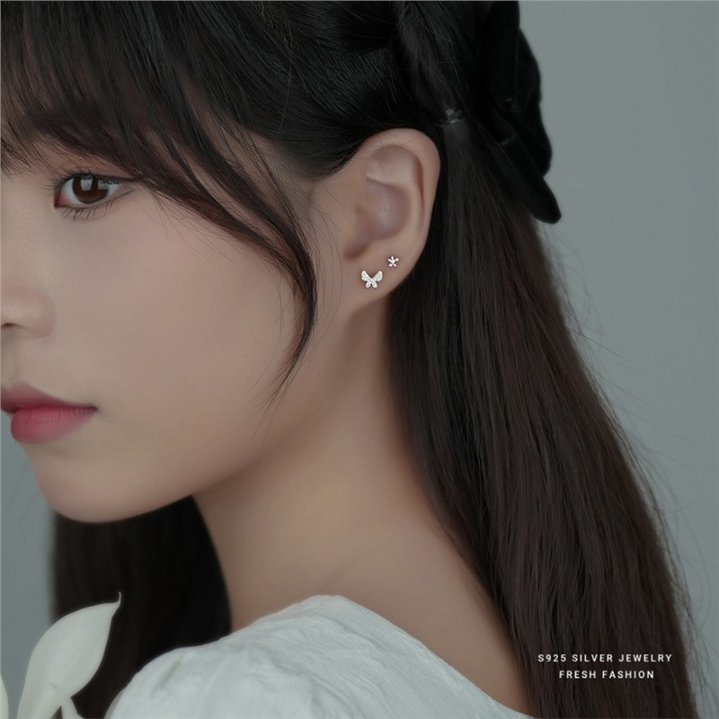 Bow Flower Stud Earrings In Pure Silver Asymmetrical Design_voghion.com