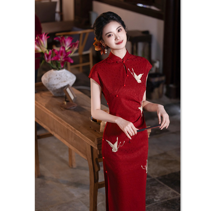 New Chinese-Style Improved Cheongsam Red Bridal Wedding Toast Dress for Girls, Suitable for Marriage Registration, Engagement, and Everyday Wear, Summer 2026