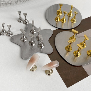 ���׹���A������ǐ������䳬��������ɫָ���д����׾����м�