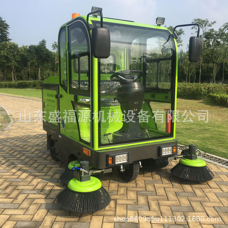 厂家直销小型座驾式电动扫地车 马路清扫车 驾驶式扫地车