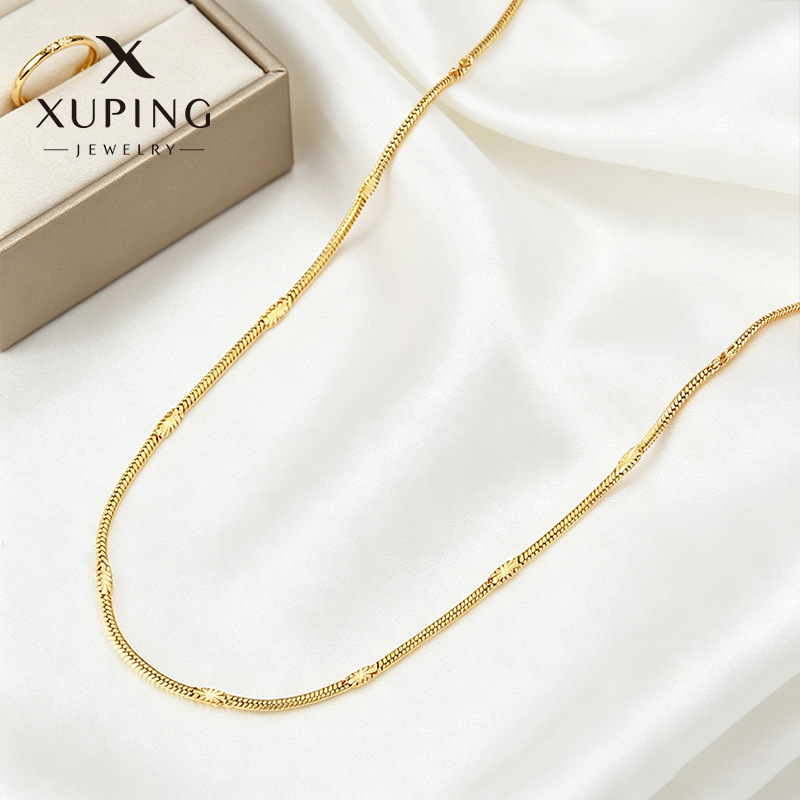 Acero inoxidable joyería Xuping serpiente redonda transfronteriza de Europa y los Estados Unidos compresión de collares de flores de sol diarios fácil de montar collares de collares al por mayor